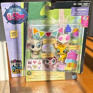 Littlest Pet Shop / Pets in the City / Park Party set, NEW